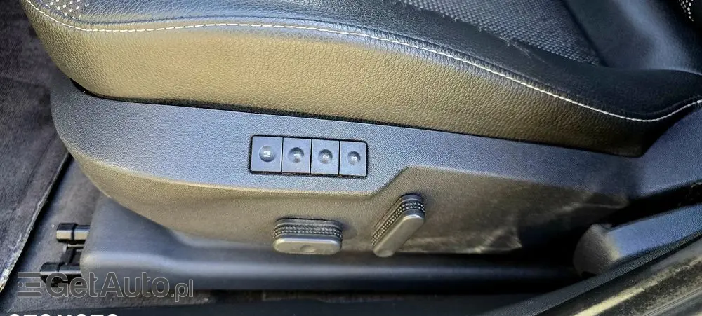 OPEL Vectra 2.0 Turbo Cosmo