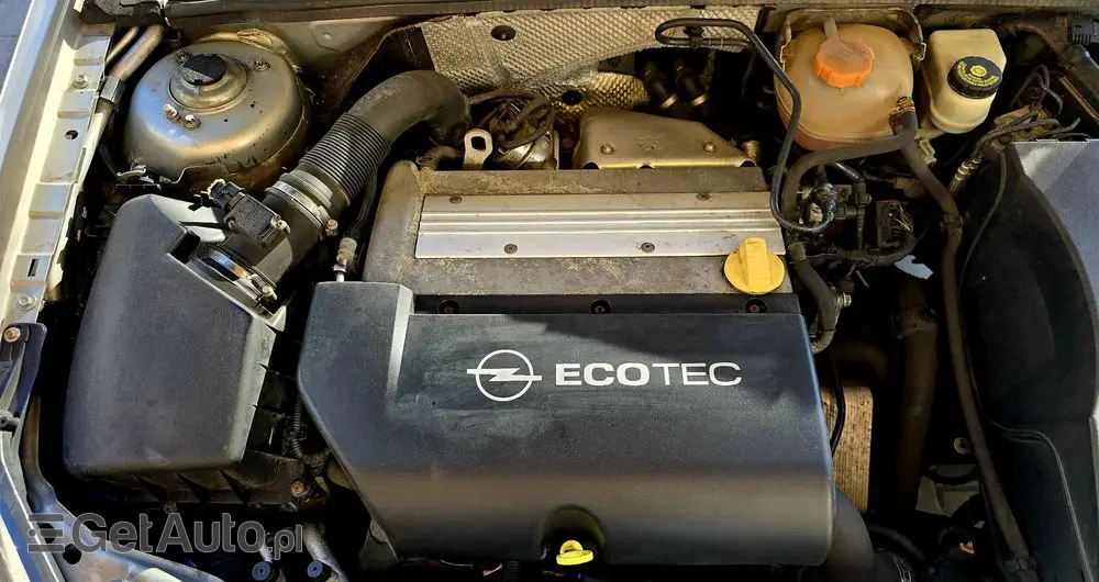 OPEL Vectra 2.0 Turbo Cosmo