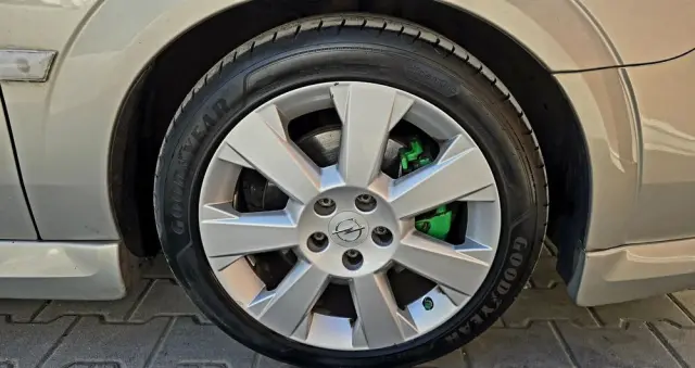 OPEL Vectra 2.0 Turbo Cosmo