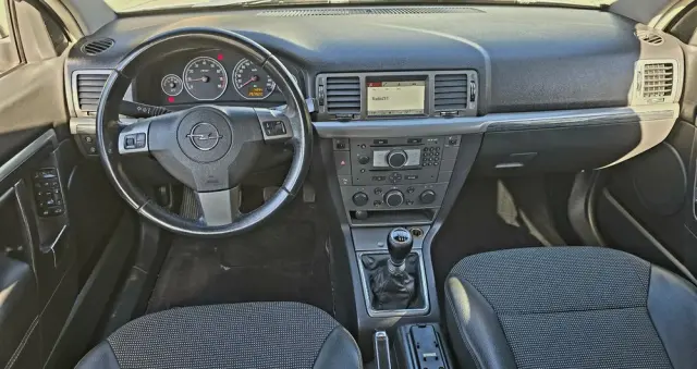 OPEL Vectra 2.0 Turbo Cosmo