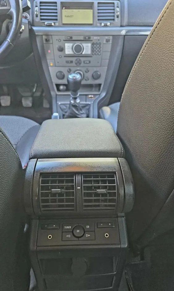 OPEL Vectra 2.0 Turbo Cosmo