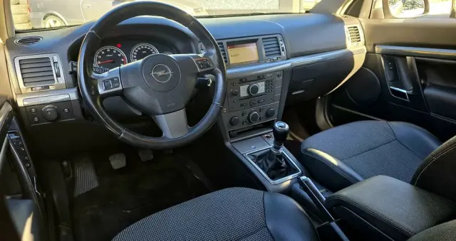 OPEL Vectra 2.0 Turbo Cosmo