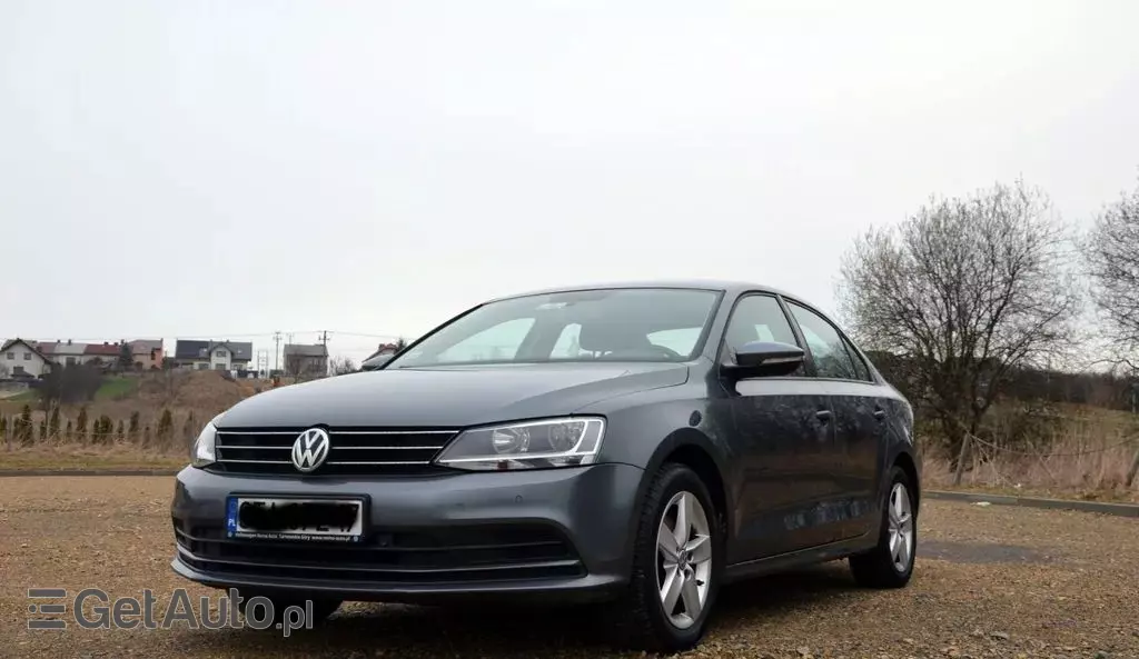 VOLKSWAGEN Jetta 