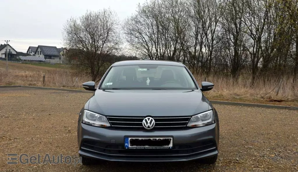 VOLKSWAGEN Jetta 