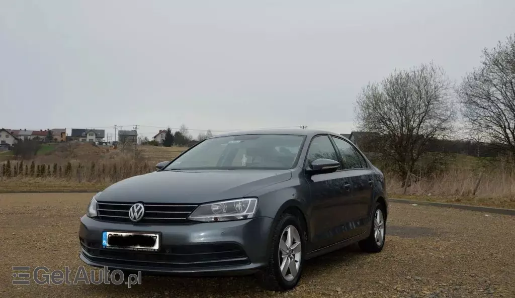 VOLKSWAGEN Jetta 