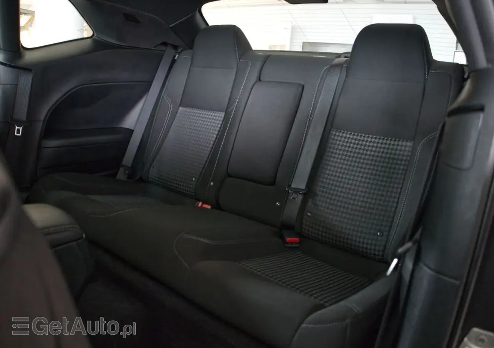 DODGE Challenger 3.6 SXT