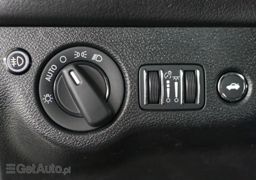 DODGE Challenger 3.6 SXT