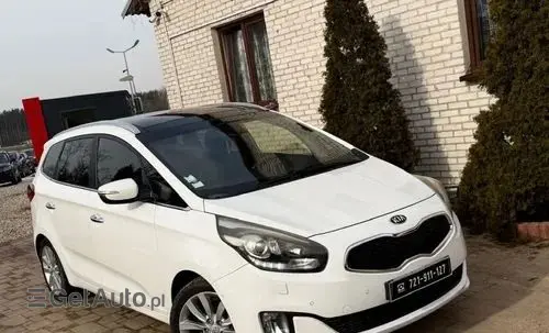 KIA Carens 