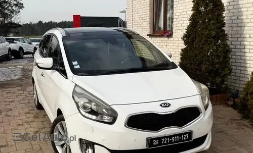 KIA Carens 