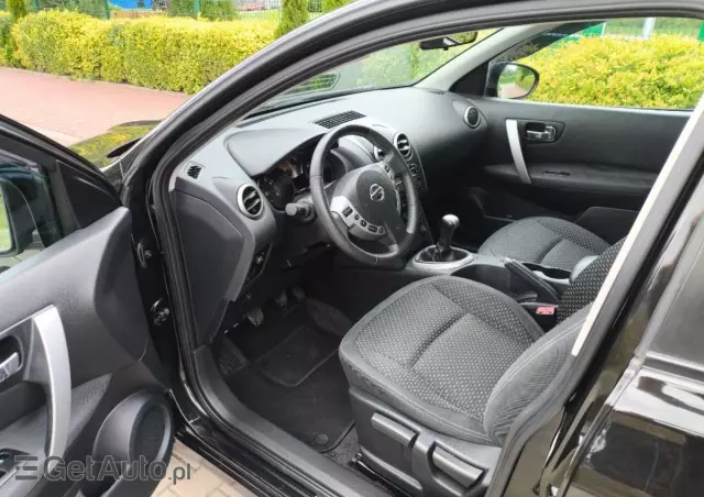 NISSAN Qashqai 1.6 Acenta