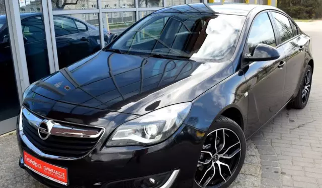 OPEL Insignia 