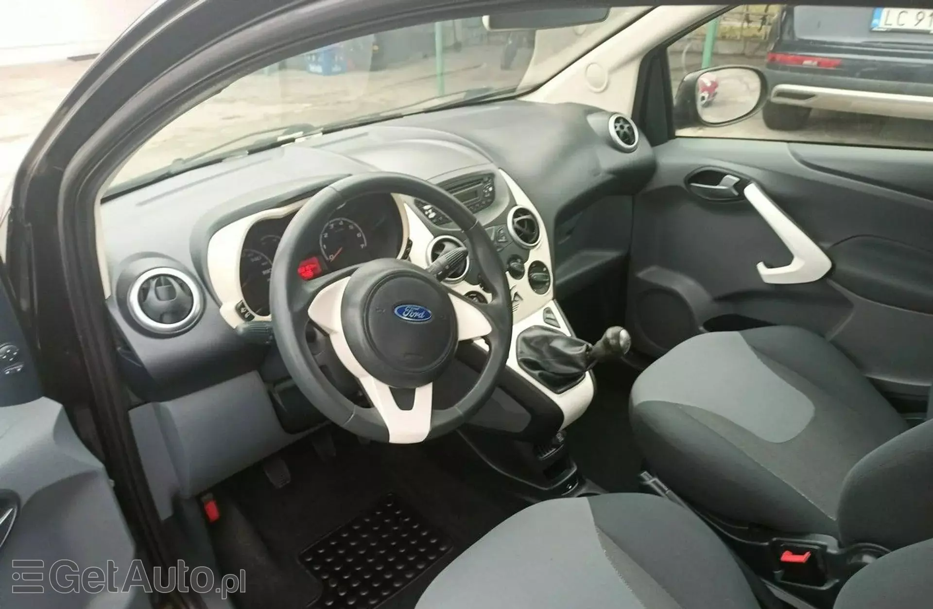 FORD KA 