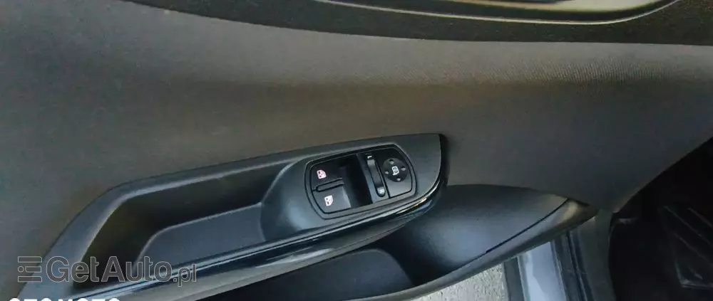 OPEL Corsa 1.4 Color Edition