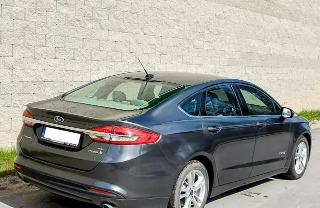 FORD Fusion 