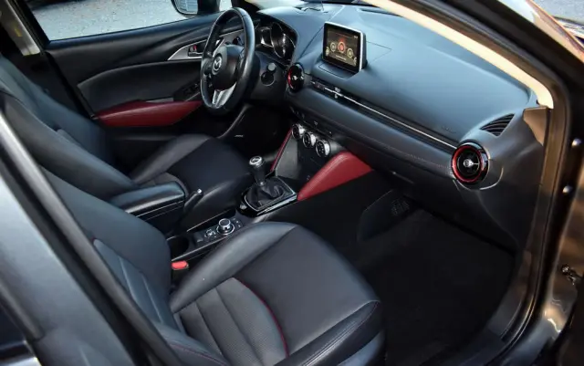 MAZDA CX-3 SKYACTIV-D 105 FWD Exclusive-Line