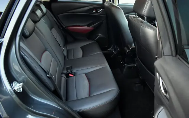 MAZDA CX-3 SKYACTIV-D 105 FWD Exclusive-Line