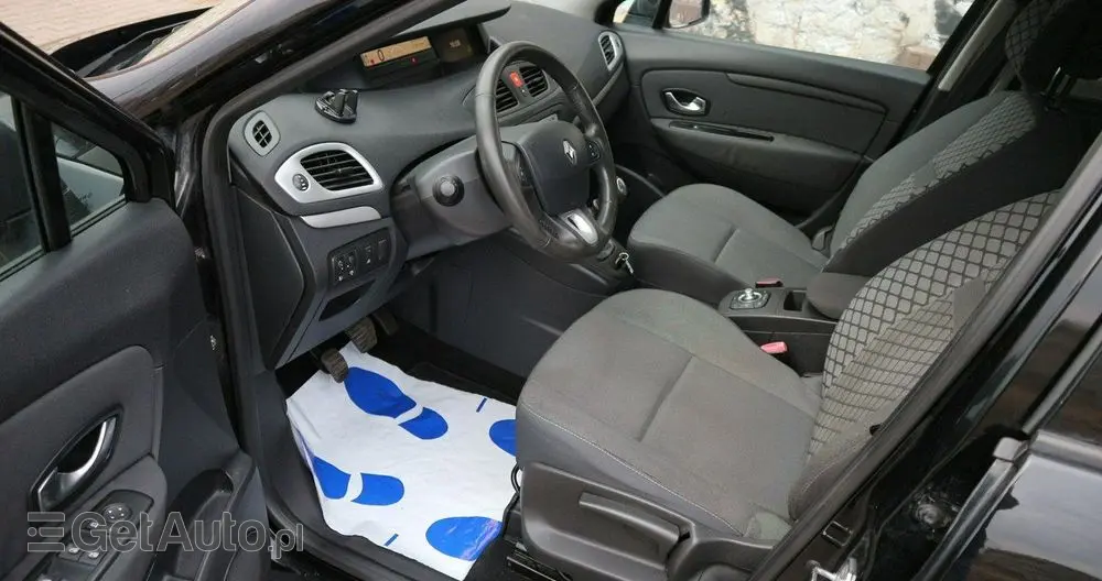 RENAULT Scenic 1.6 16V 110 LIMITED