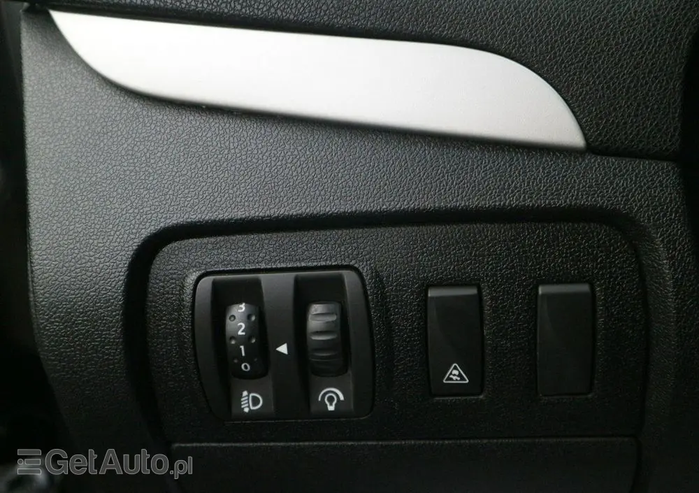 RENAULT Scenic 1.6 16V 110 LIMITED