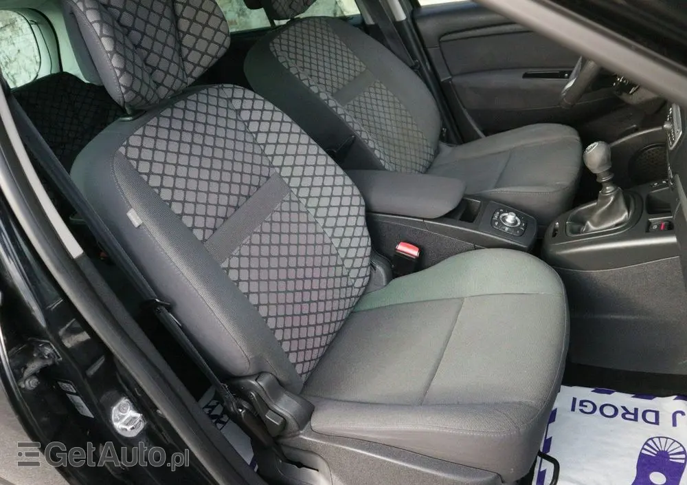 RENAULT Scenic 1.6 16V 110 LIMITED