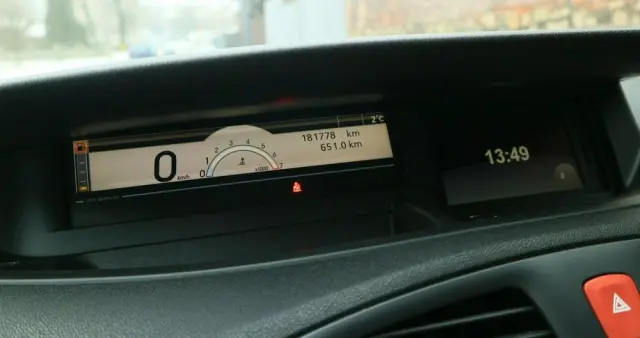 RENAULT Scenic 1.6 16V 110 LIMITED