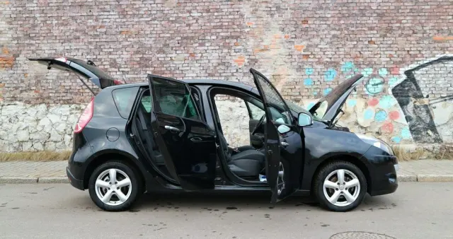 RENAULT Scenic 1.6 16V 110 LIMITED