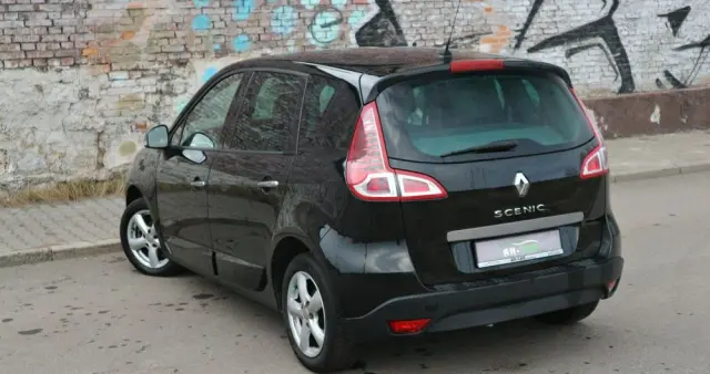 RENAULT Scenic 1.6 16V 110 LIMITED