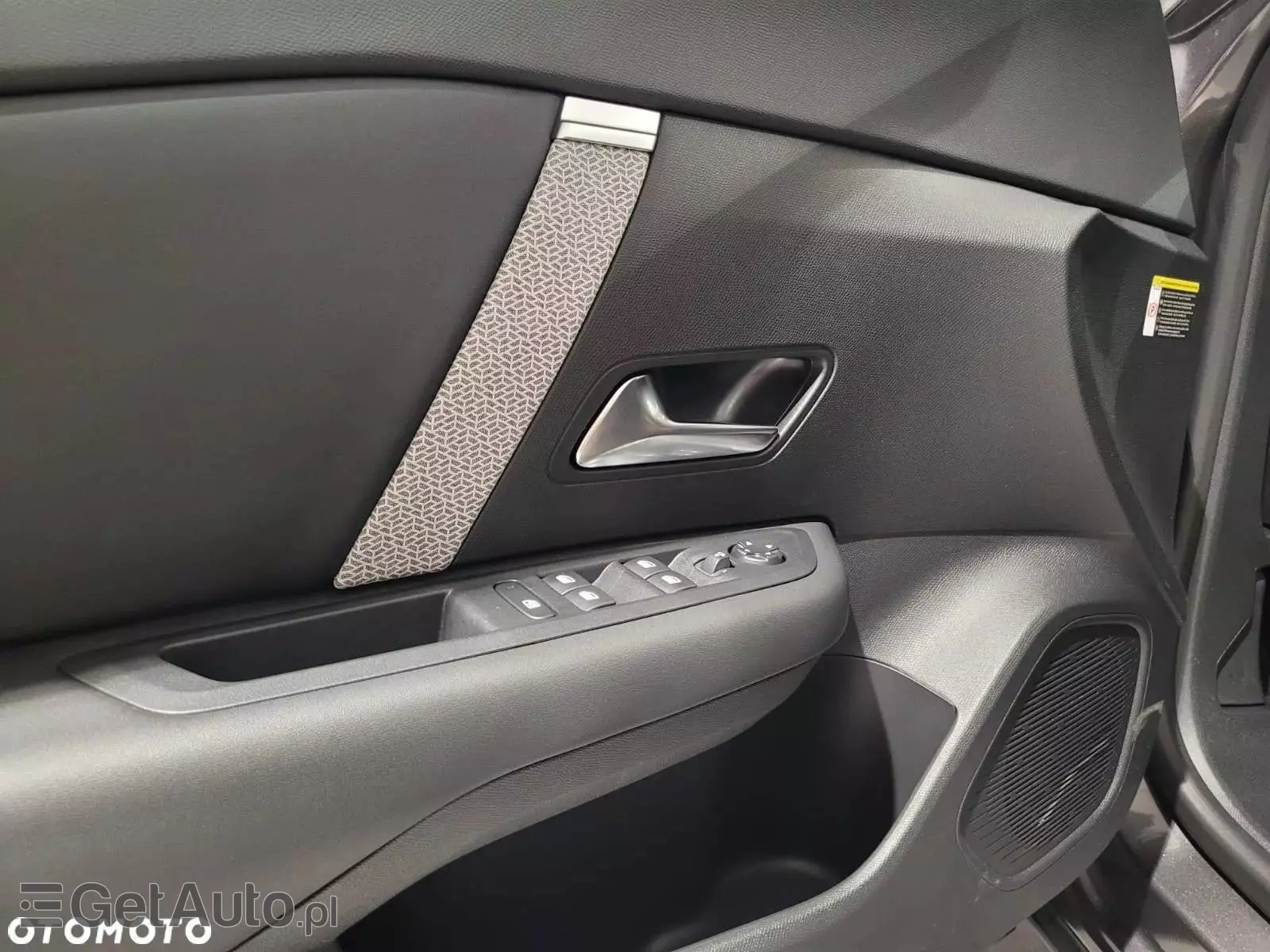 CITROËN C4 1.2 PureTech Max S&S EAT8