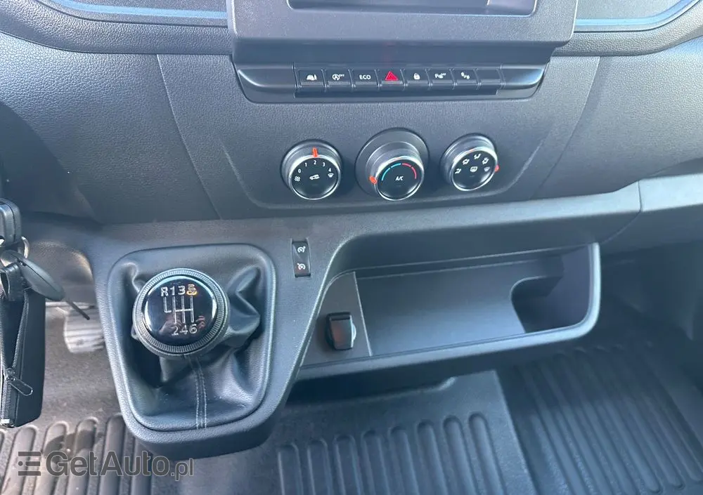 RENAULT MASTER 