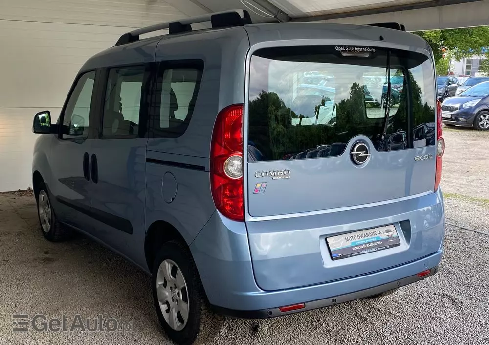 OPEL Combo Tour 1.6 CDTI Cosmo