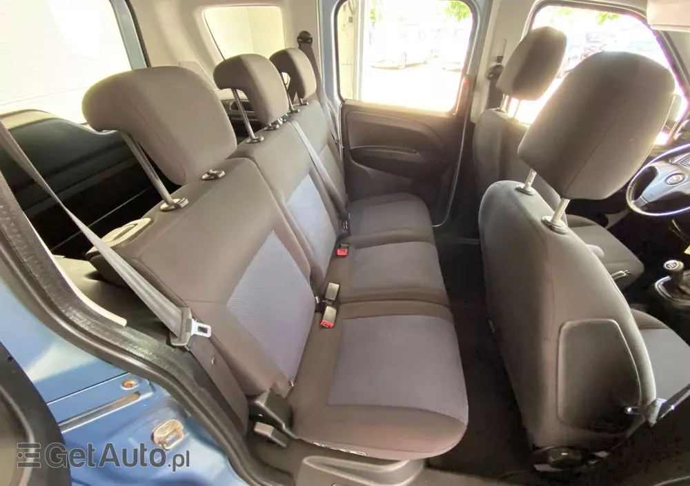 OPEL Combo Tour 1.6 CDTI Cosmo