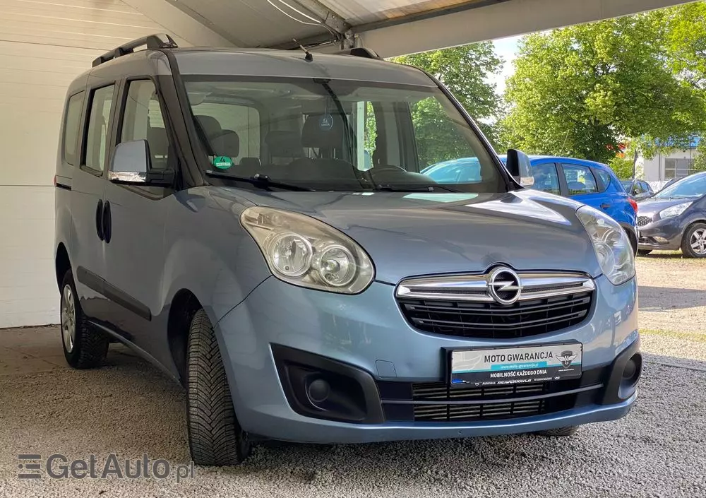 OPEL Combo Tour 1.6 CDTI Cosmo