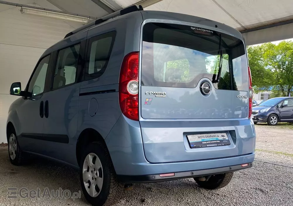OPEL Combo Tour 1.6 CDTI Cosmo