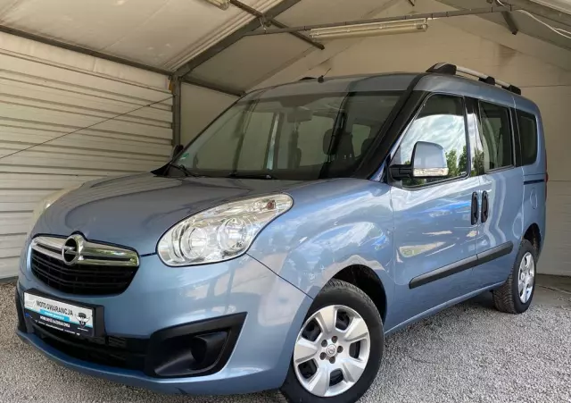OPEL Combo Tour 1.6 CDTI Cosmo