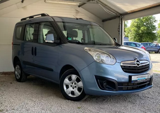 OPEL Combo Tour 1.6 CDTI Cosmo