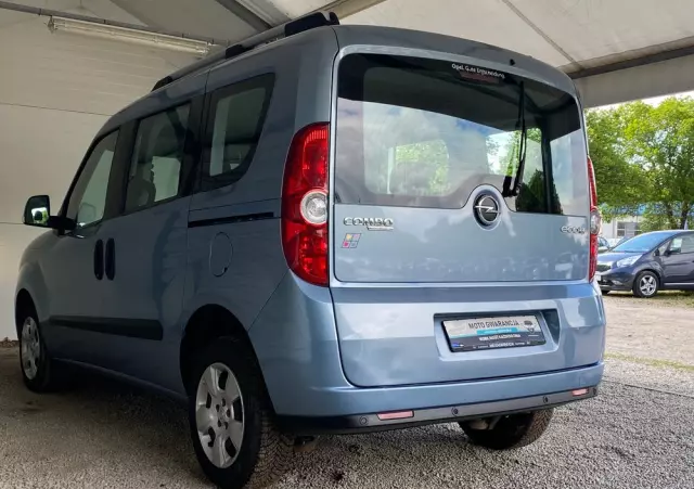 OPEL Combo Tour 1.6 CDTI Cosmo