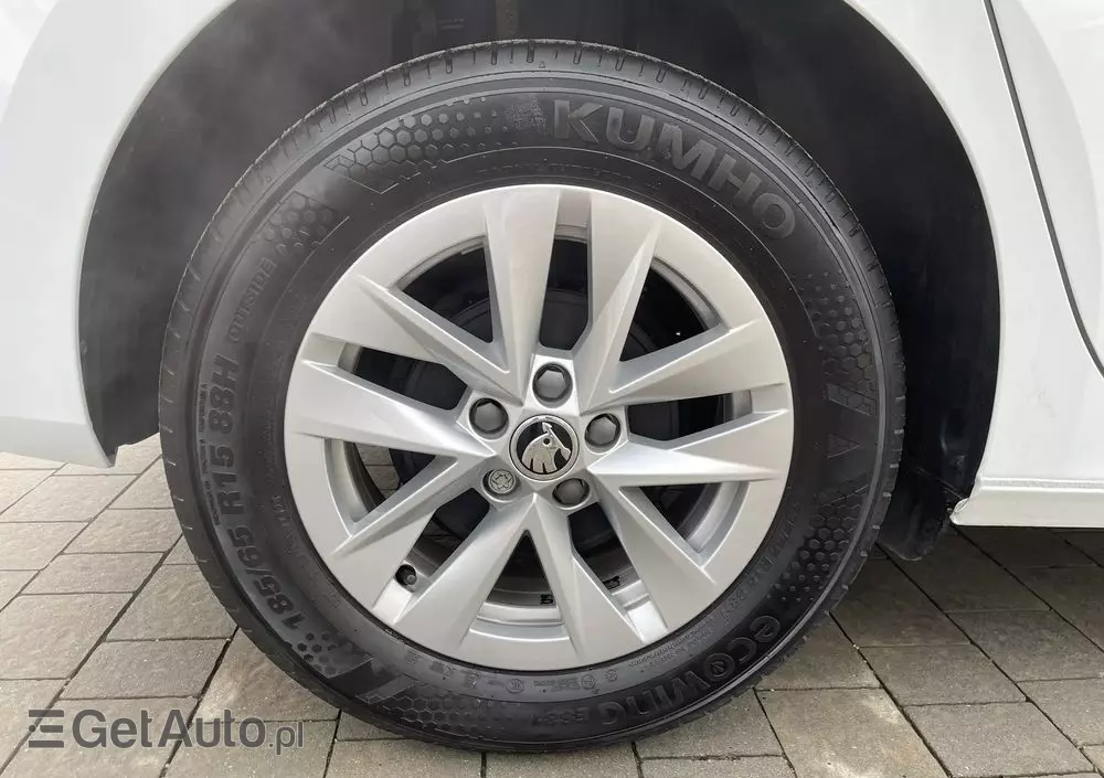 SKODA Fabia 1.0 TSI Style