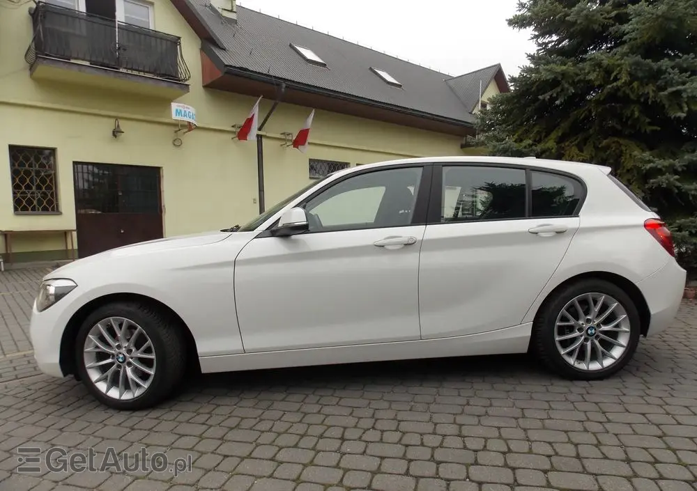 BMW Seria 1 114i Sport Line