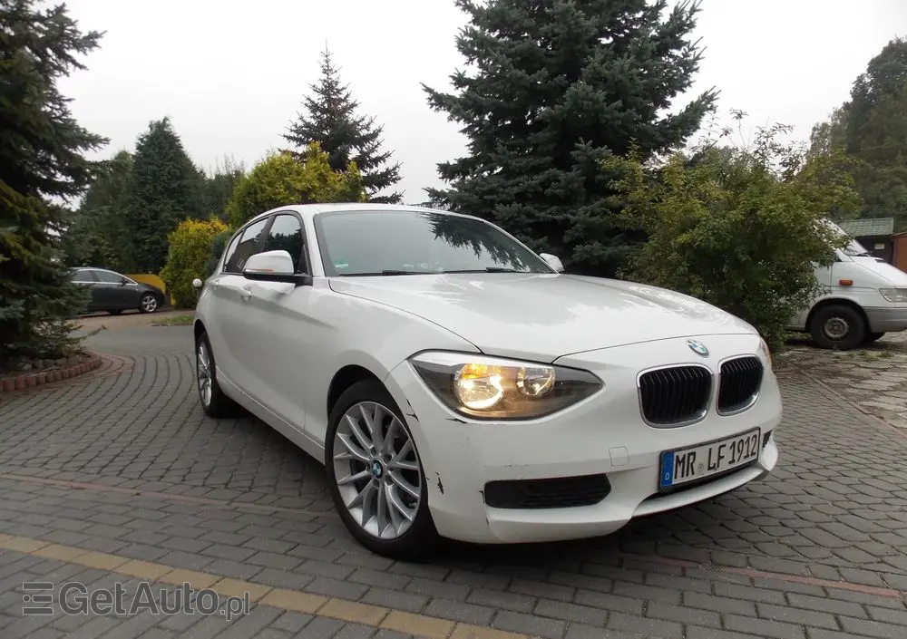 BMW Seria 1 114i Sport Line