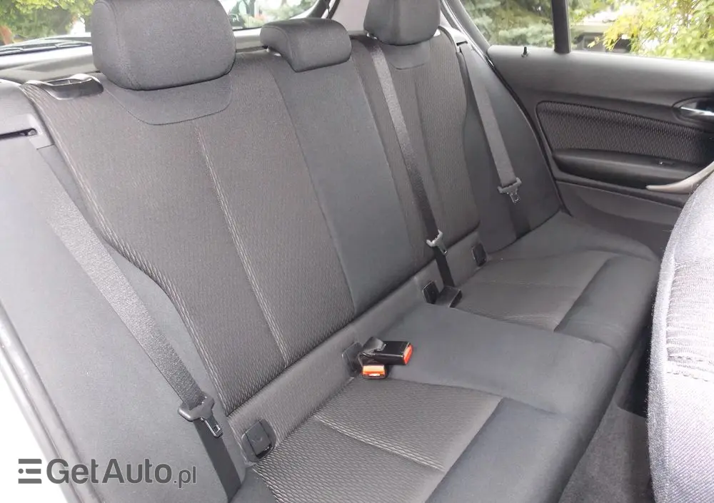 BMW Seria 1 114i Sport Line