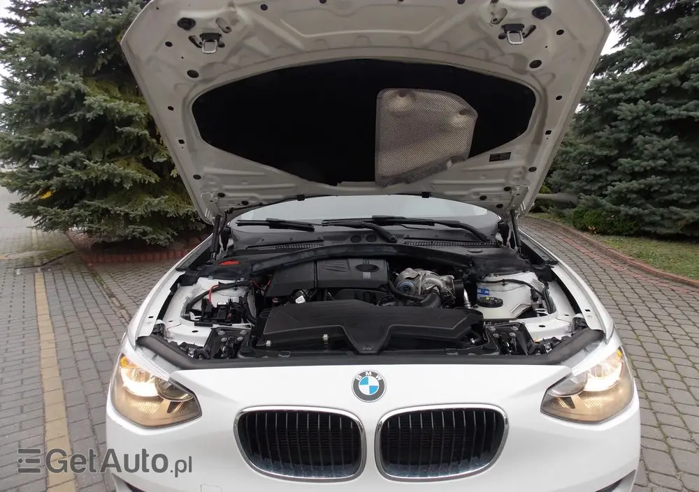 BMW Seria 1 114i Sport Line