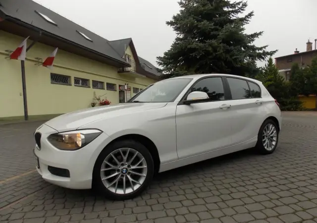 BMW Seria 1 114i Sport Line