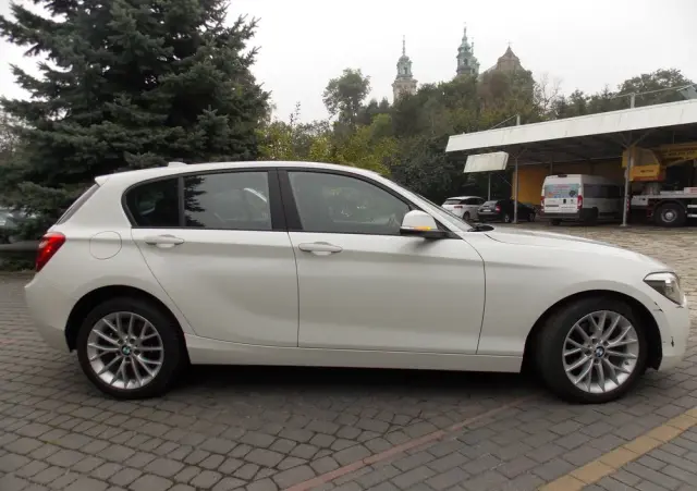 BMW Seria 1 114i Sport Line