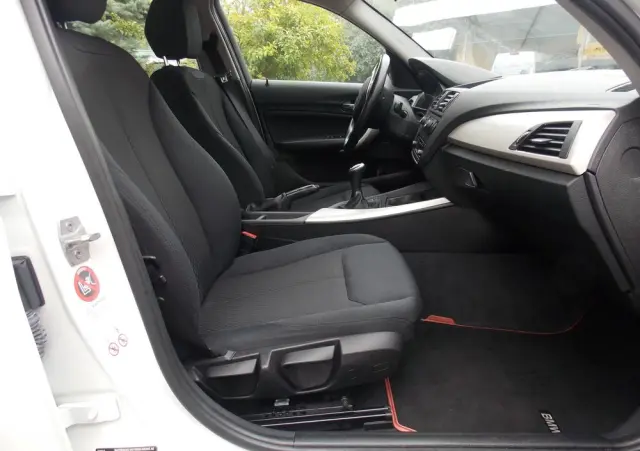BMW Seria 1 114i Sport Line