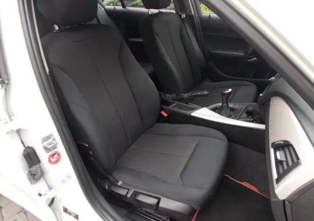 BMW Seria 1 114i Sport Line