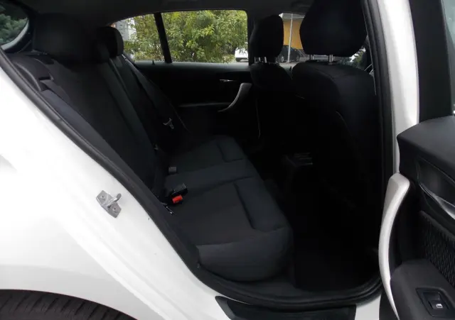 BMW Seria 1 114i Sport Line