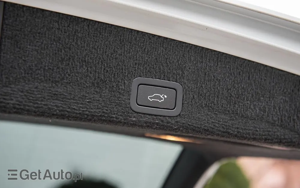 VOLVO XC 60 2.4D AWD RDesign