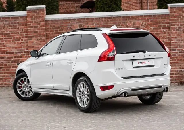 VOLVO XC 60 2.4D AWD RDesign