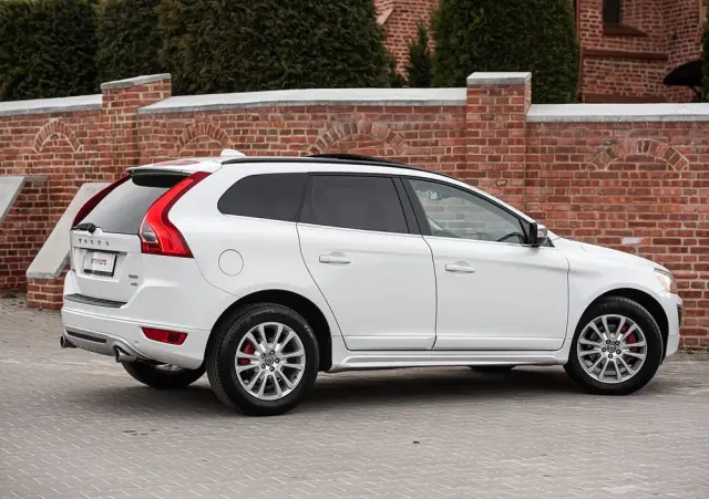 VOLVO XC 60 2.4D AWD RDesign