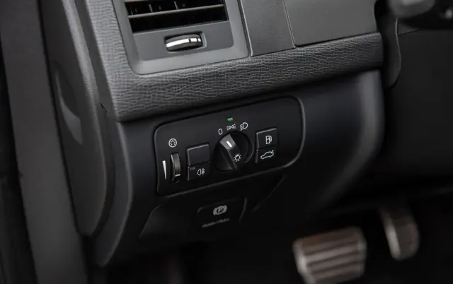 VOLVO XC 60 2.4D AWD RDesign