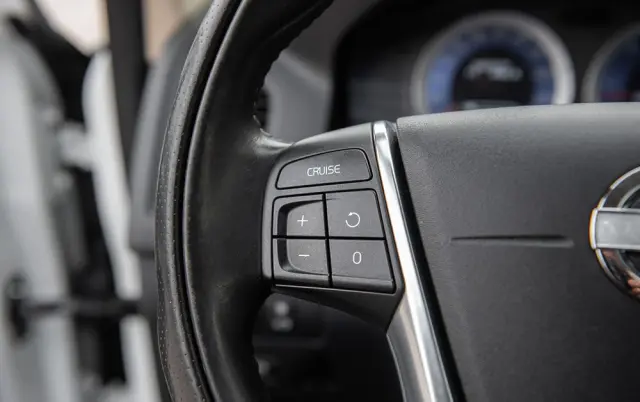 VOLVO XC 60 2.4D AWD RDesign